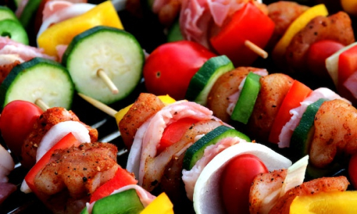 Co nesmí chybět na pořádné grilovačce