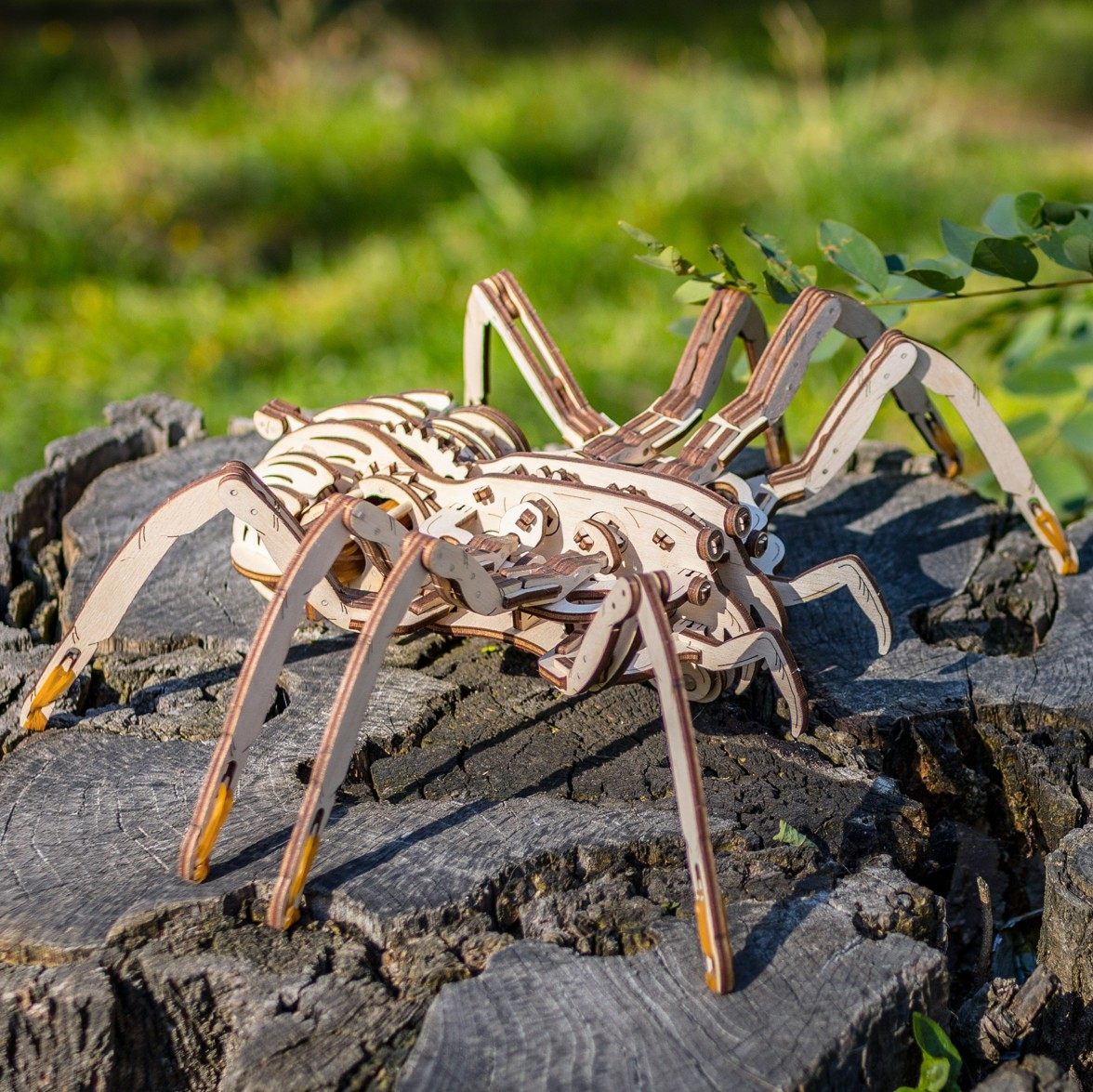 Dřevěný skládací 3D model - Spider
