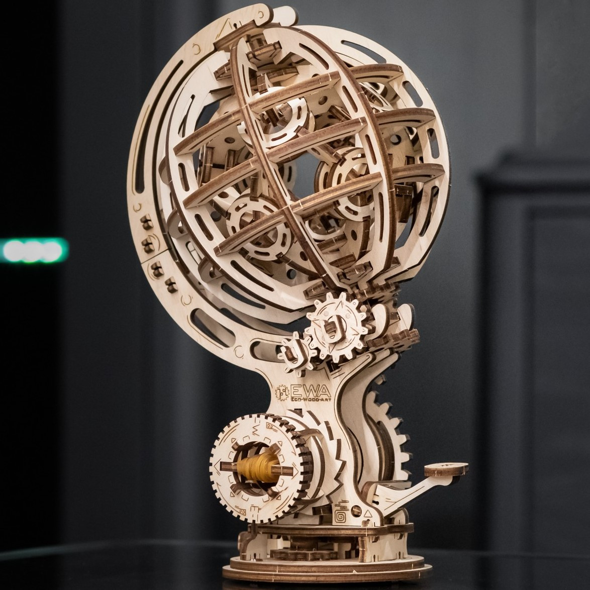 Dřevěný skládací 3D model - Kinetic Globe