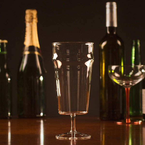 Pint-O-Wine Glass (1002062)
