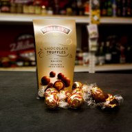 Hexagon plný specilait s alkoholem - Fialový