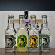 Truhla s Becherovkou