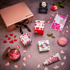 Giftboxeo dárkový box (rose gold) - S kosmetikou růže