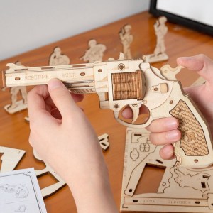 3D dřevěná stavebnice – Revolver