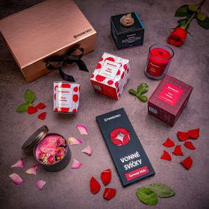 Giftboxeo dárkový box (rose gold) - Plné vůní růže