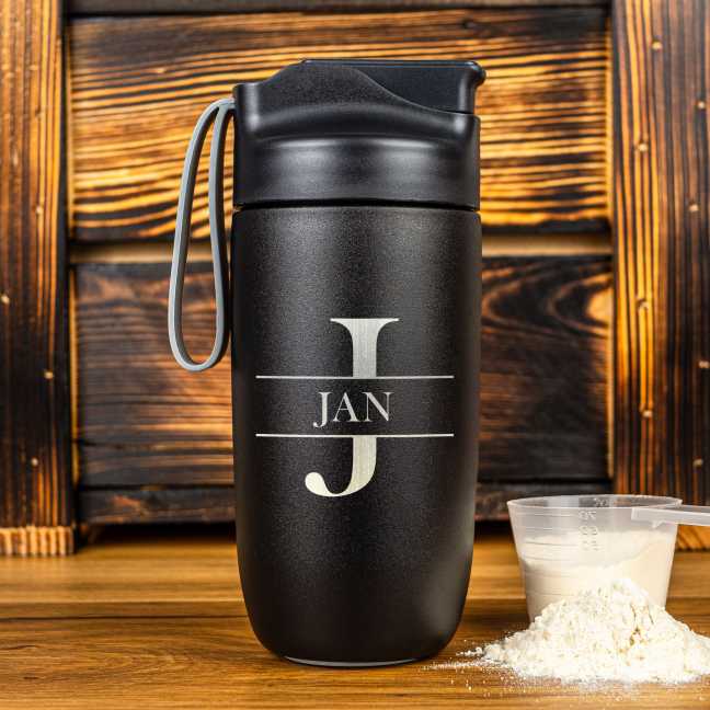 Fitness shaker s gravírováním