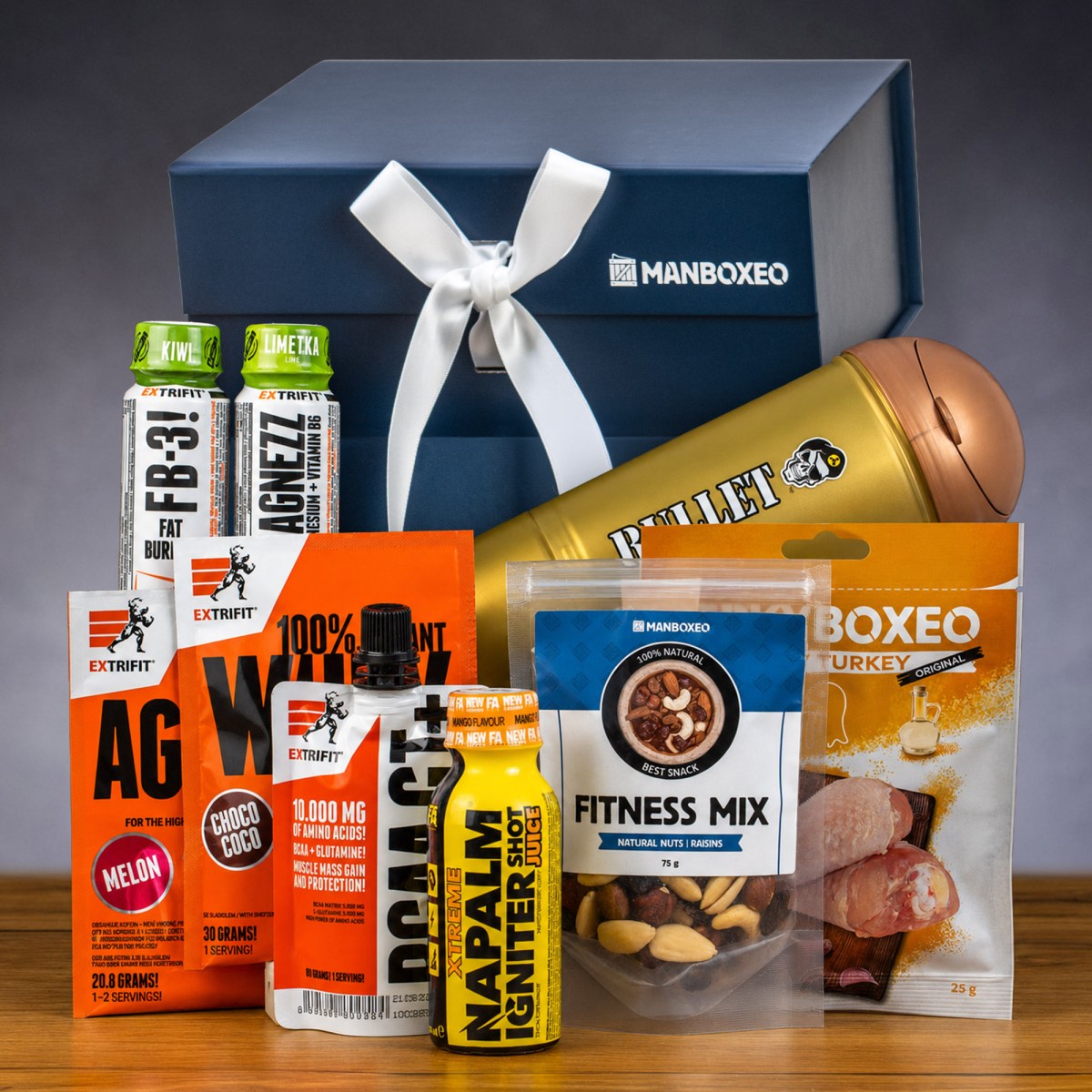 Luxusní box fitness doplňky (royal blue) | Dárek k narozeninám, svátku, výročí, vánocům pro muže | Dárkový koš, box, krabice, krabička, balení | dárek