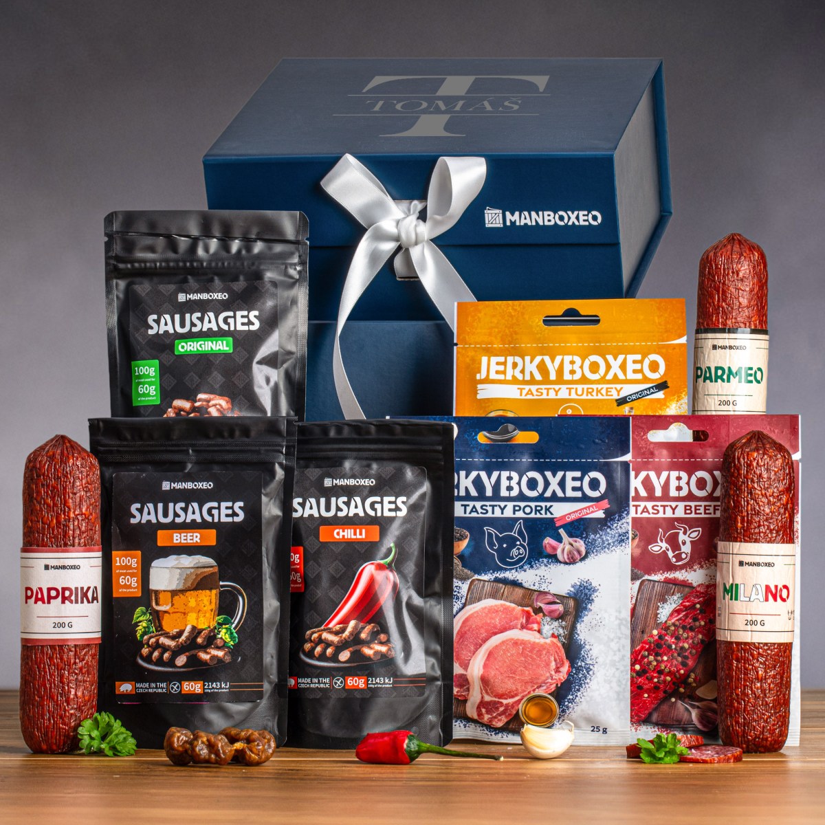 Luxusní dárkový box plný masa (royal blue) | Dárek k narozeninám, svátku, výročí, vánocům pro muže | Dárkový koš, box, krabice, krabička, balení | dár