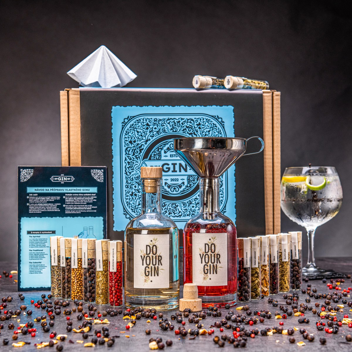 DIY Gin - Set na výrobu vlastního ginu | Dárek pro muže i ženu | Dárek k narozeninám, výročí, vánocům | diy dárek | vlastní alkohol | udělej si sám |