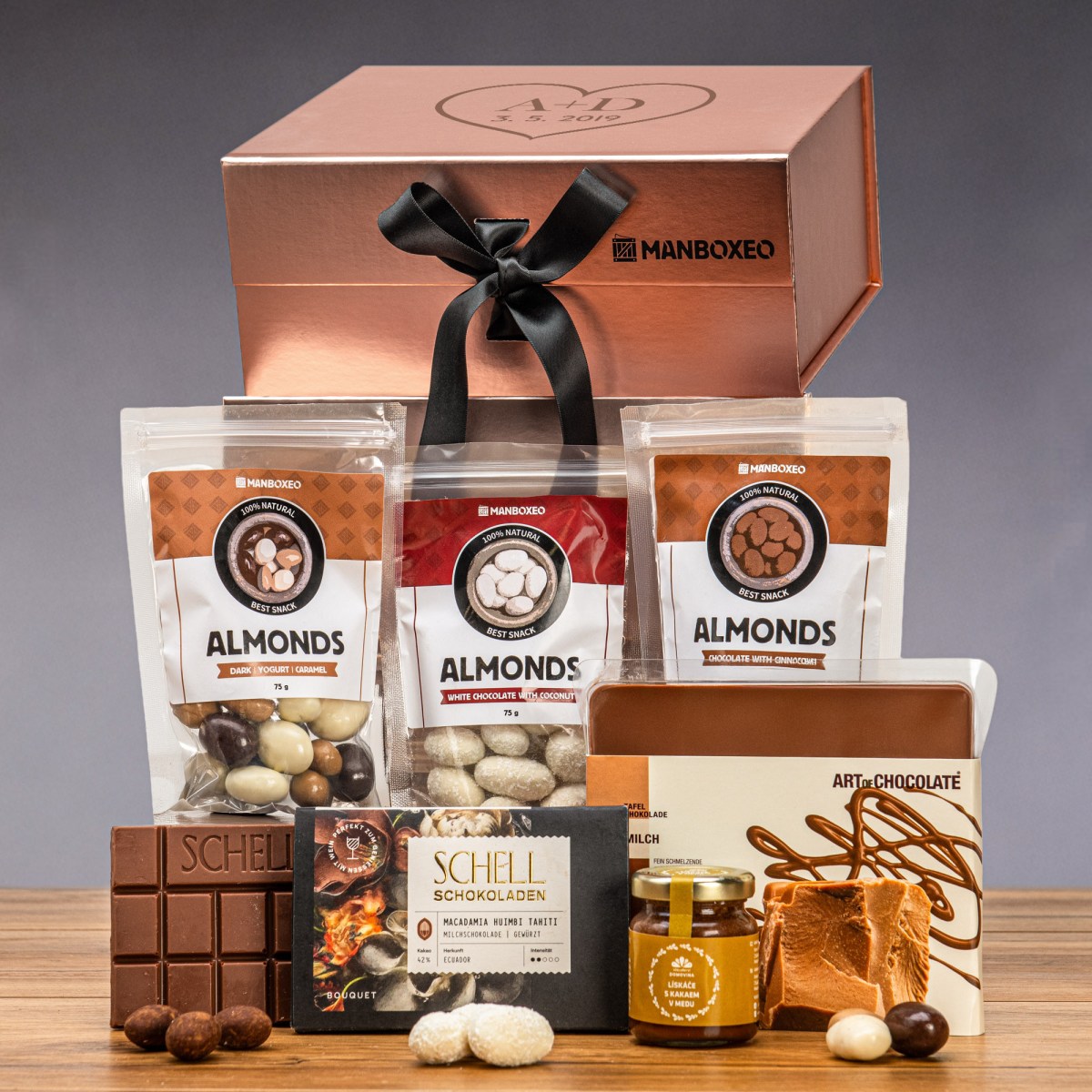Luxusní box plný čokolády (rose gold) - dárkový box | Dárek k narozeninám, svátku, výročí, vánocům pro muže, ženu | Dárkový koš, box, krabice, krabičk