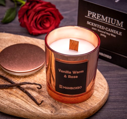 Prémiová svíčka s dřevěným knotem s intenzivní vůní - Rose & Vanilla 200 g