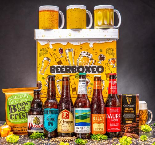 Levně Beerboxeo dárkové balení - Plné pivních speciálů EXCLUSIVE s pivním Hrnkem