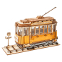 Dřevěný model historické tramvaje